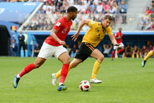 凭借出色的 凭借出色的